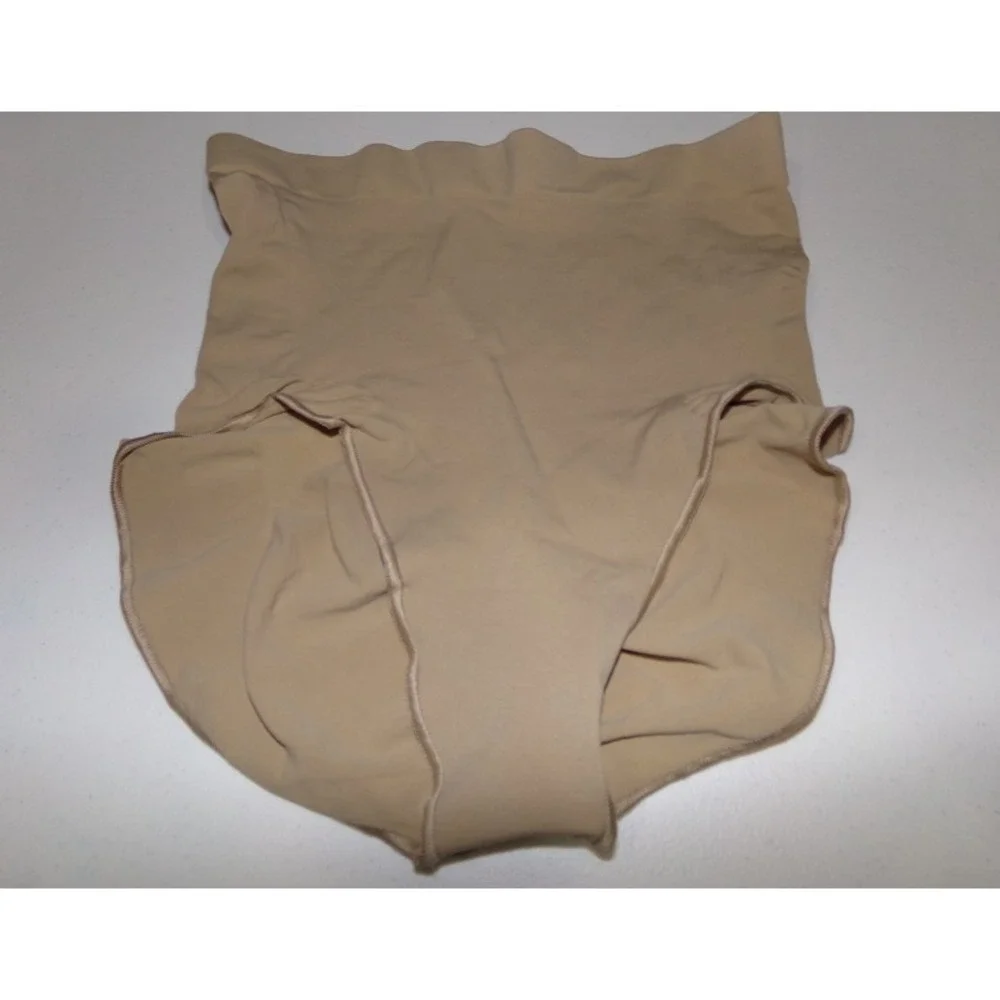 Skims Seamless Sculpt Mid Waist Brief Clay, Large